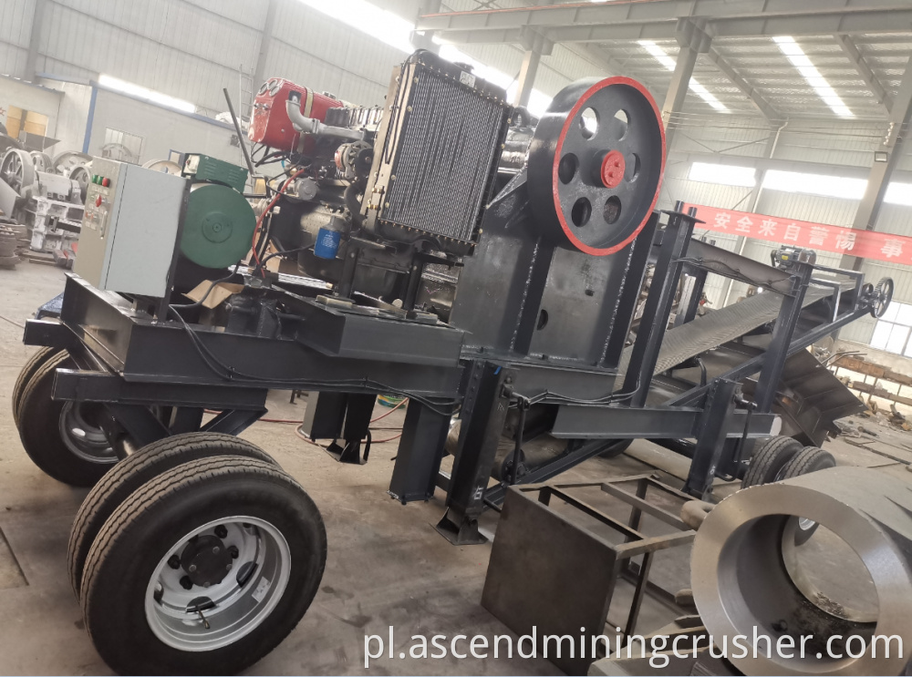 Mobile Diesel Crusher Plant 4